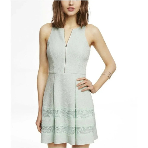 EXPRESS Size 6 Mint Green Zip Front Lace Insert Textured Flare Dress NEW! - Picture 1 of 8